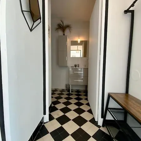 Proche Tram A: 3 Personnes, Balcon, Wifi Gratuit Apartmán *